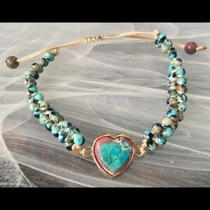 NWT Boho Natural Stone Heart Macrame Bracelet